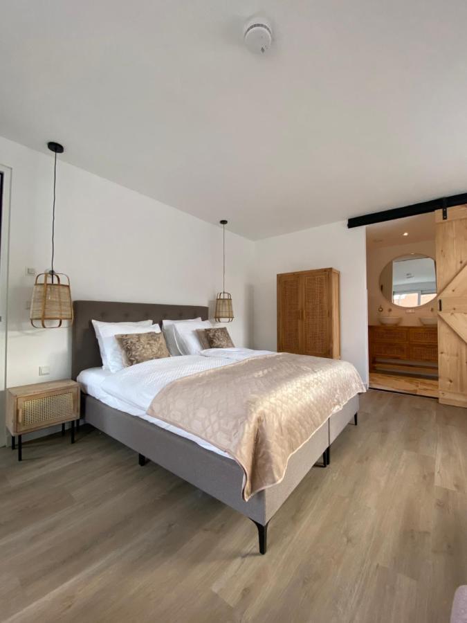 Loft15 Bed & Breakfast Den Burg Bagian luar foto